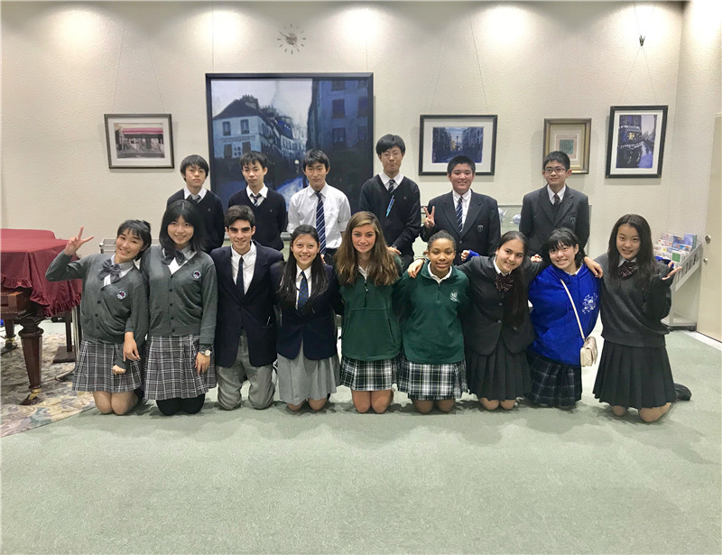 茶话会参与学生合影.jpg